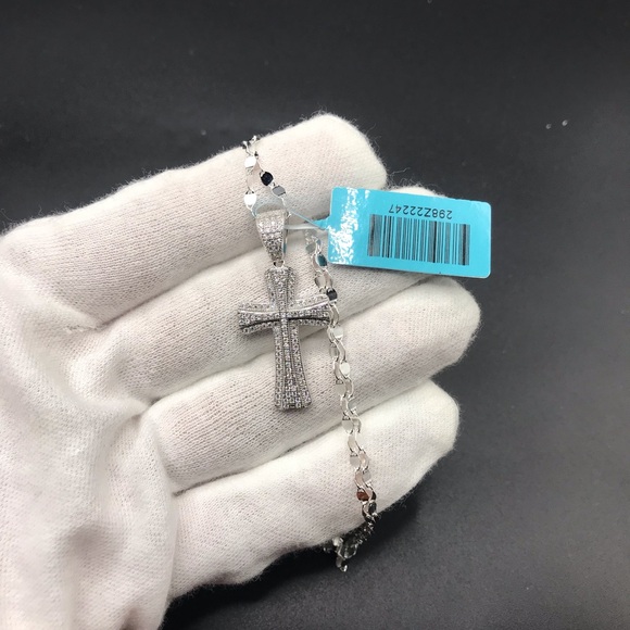 925 Sterling Silver 0.69CT Moissanite Cross Pendant Necklace size 18” - Picture 11 of 13